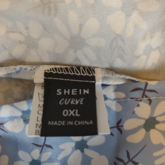 Women's Blue flowered Dress, 0XL - Picture 4 of 4